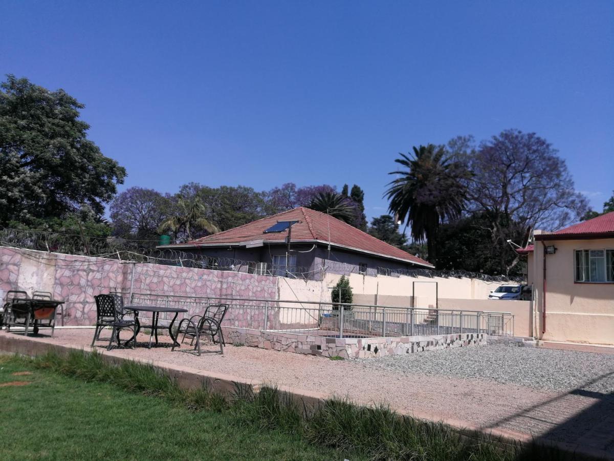 Kamp David Lodge Johannesburg Exterior photo